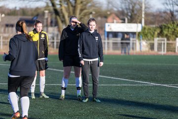 Bild 43 - Frauen SG Holstein Sued - SV Gruenweiss-Siebenbaeumen : Ergebnis: 0:2